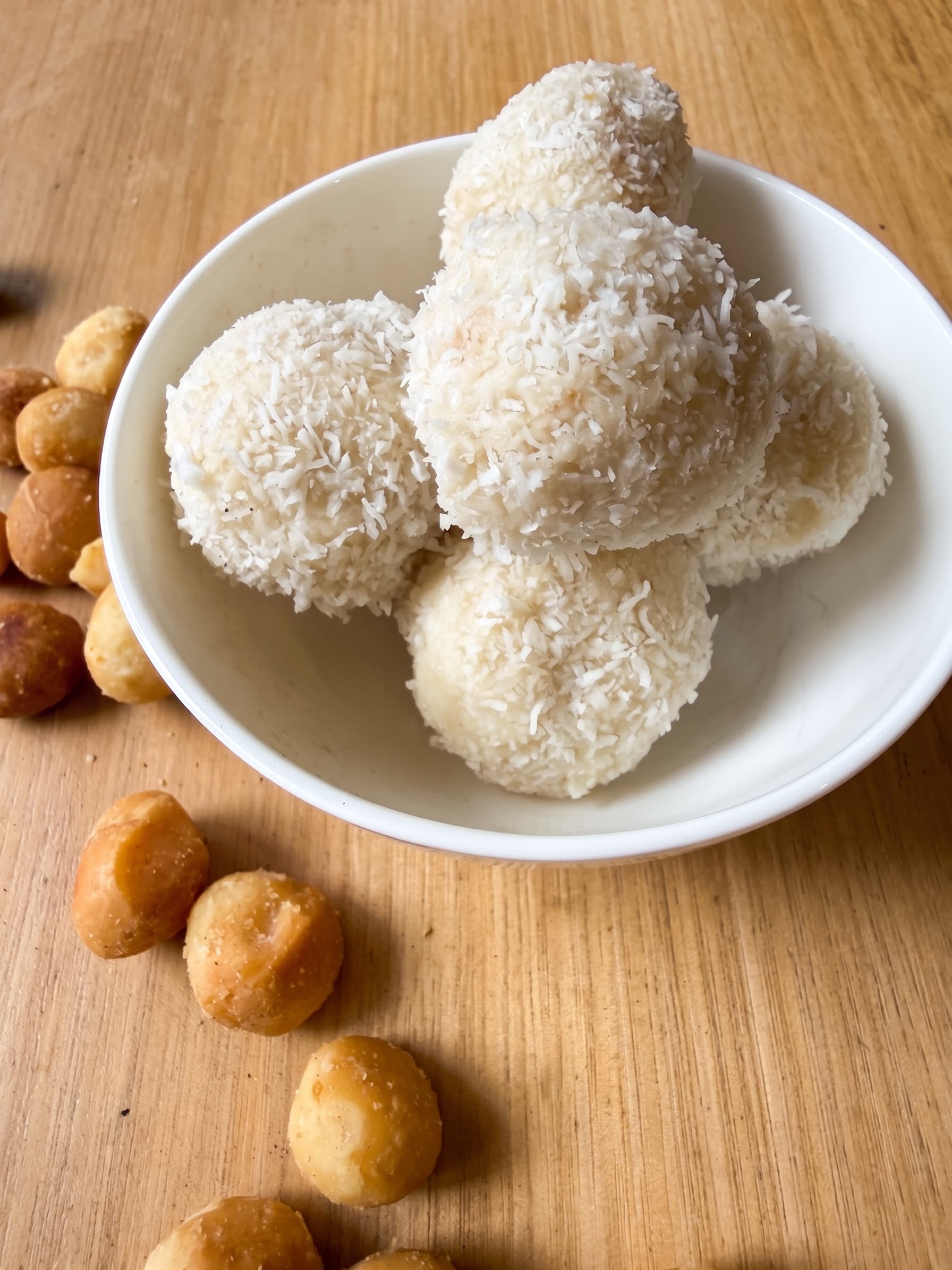 Coconut Macadamia Balls